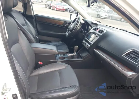 2015 Subaru Outback 2.5I Limited z USA, uszkodzony, nr VIN 4S4BSANC9F3312333